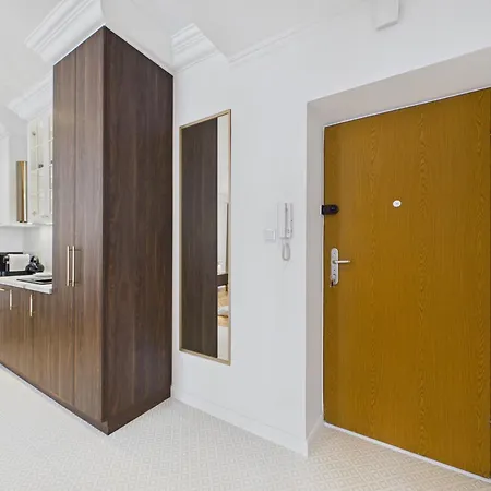 Apartament Paris In Near Hala Mirowska *
